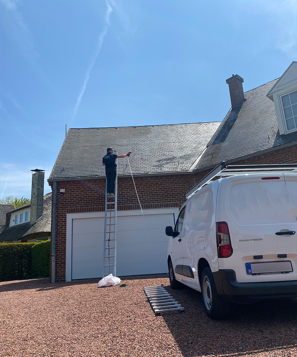 roof slate maintenance